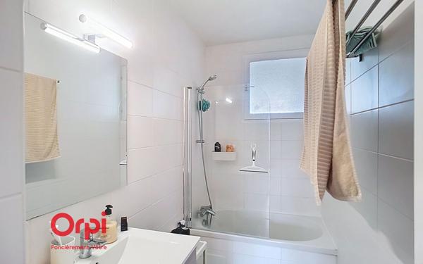 Appartement à louer    4 pièces • 73,79 m2 Rezé