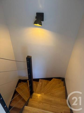 Maison à vendre  3 pièces - 68 m 2   ROIFFIEUX  - 07
