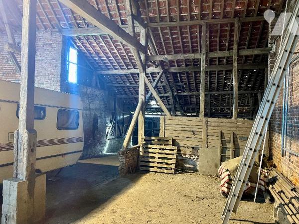 FRESNOY LE GRAND, MAISON TYPE CORPS DE FERME AVEC GRANGE, GARAGE