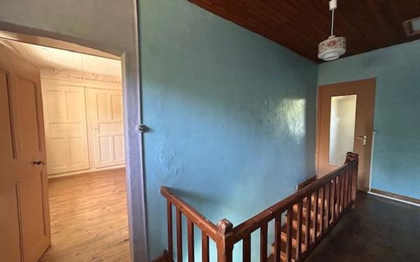 Maison à vendre    9 pièces •  Saint-Étienne-de-Saint-Geoirs