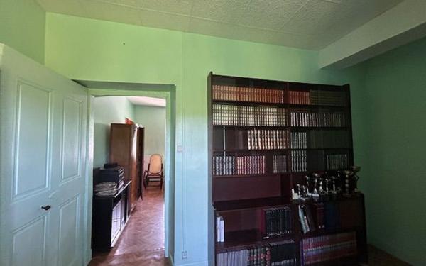 Maison à vendre    9 pièces •  Saint-Étienne-de-Saint-Geoirs