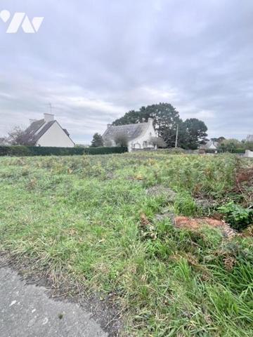 Terrain à 200 m de la mer