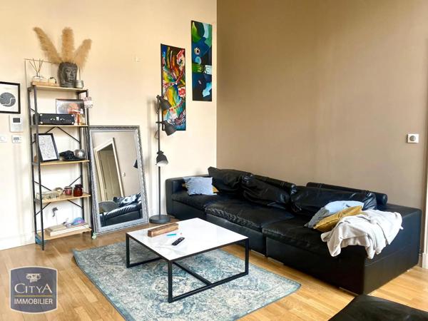 Appartement à louer 2 pièces 37.36m² Albi (81000)