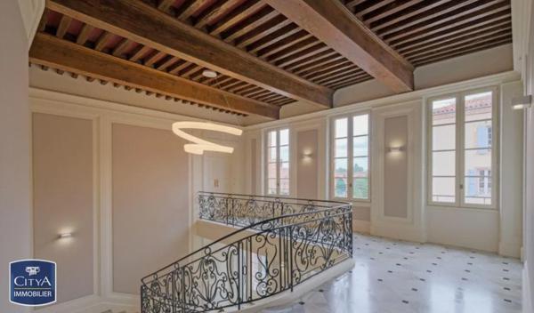 Appartement à louer 2 pièces 37.36m² Albi (81000)