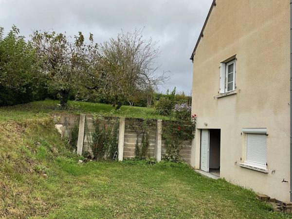 Maison dans un village charmant, NOUANS les FONTAINE 37460 près du ZOO de BEAUVAL