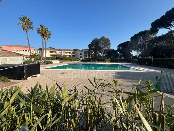 Appartement à vendre 2 pièces SAINT RAPHAEL (83), 2 piscines, golf, gardien, snack, aire de jeux pour enfants !!