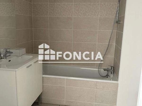 Location Appartement 2 pièces 39.8 m² - RUE DES POILUS Valenciennes 59300