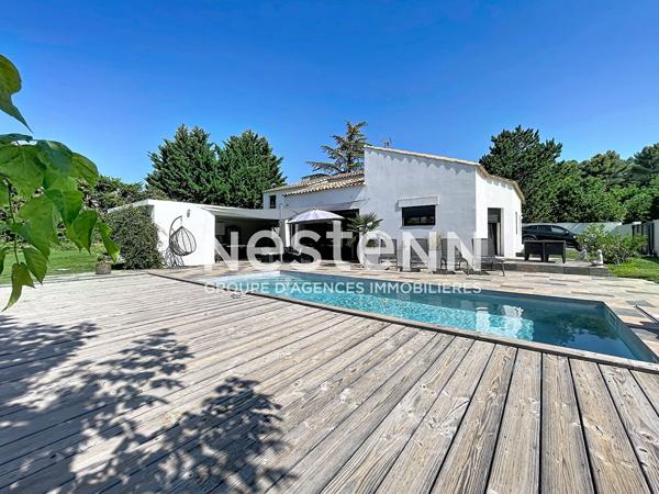 Villa rénovée de 160m2 habitables, 5 pièces, 3 chambres dont 1 de plain-pied, piscine 4x8m, terrain détachable constructible