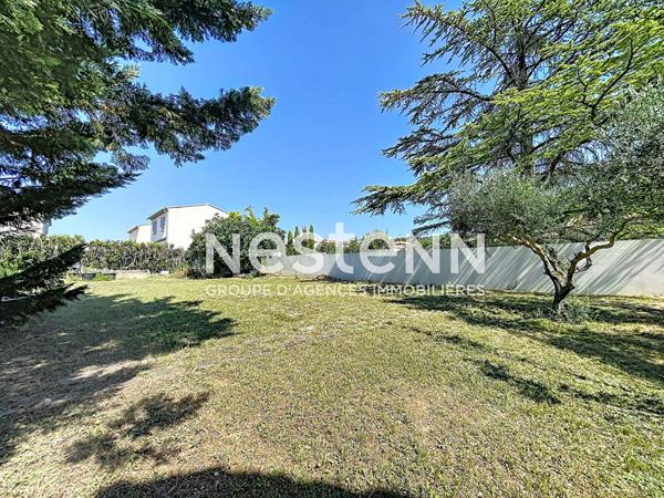 Villa rénovée de 160m2 habitables, 5 pièces, 3 chambres dont 1 de plain-pied, piscine 4x8m, terrain détachable constructible