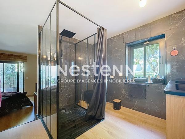 Villa rénovée de 160m2 habitables, 5 pièces, 3 chambres dont 1 de plain-pied, piscine 4x8m, terrain détachable constructible