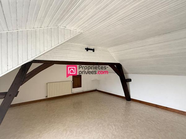 Maison Proche Chinon 5 pièce(s) 142 m2 , dépendances , 910m2 de terrain