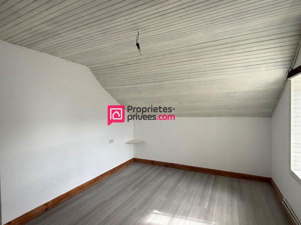 Maison Proche Chinon 5 pièce(s) 142 m2 , dépendances , 910m2 de terrain