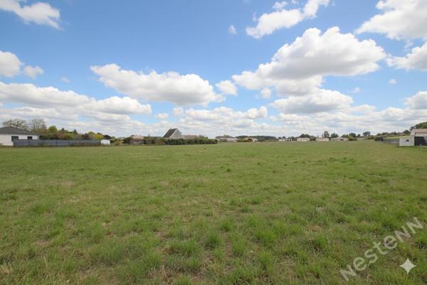 Terrain constructible de belle superficie, a proximite immediate des commodites ! Sud Bergerac