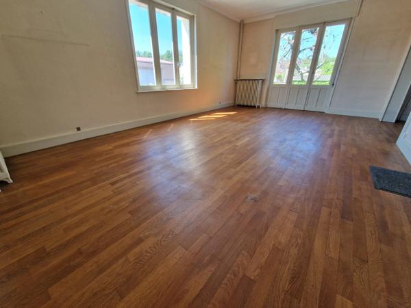 MAISON T10 à vendre proche NANCY (54) MAISON de Maître avec LOCAL, TERRASSE, GARAGE et TERRAIN