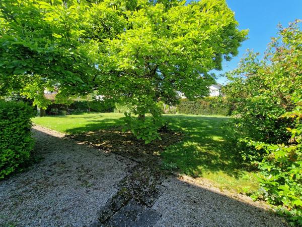MAISON T10 à vendre proche NANCY (54) MAISON de Maître avec LOCAL, TERRASSE, GARAGE et TERRAIN