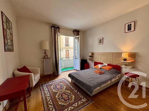 Appartement F6 à vendre  6 pièces - 163 m 2   ST ETIENNE  - 42