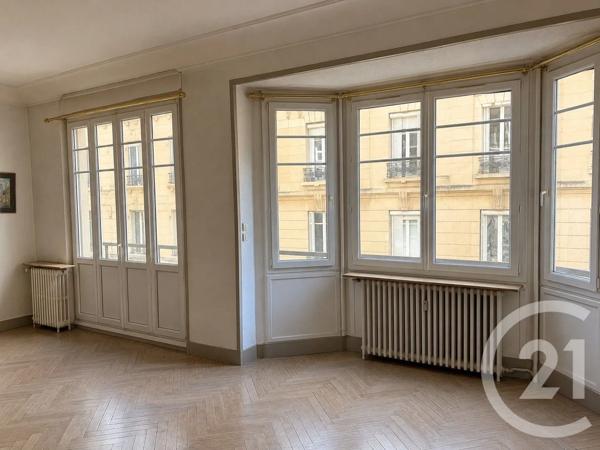 Appartement F6 à vendre  6 pièces - 163 m 2   ST ETIENNE  - 42