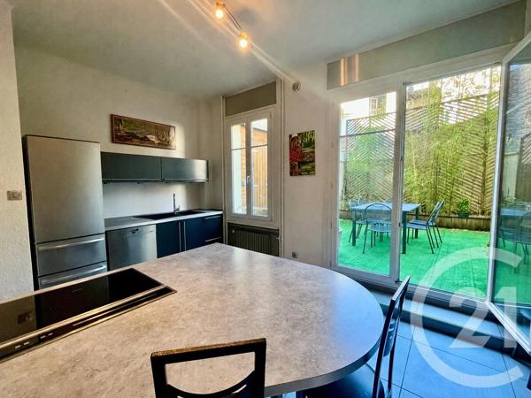 Appartement F6 à vendre  6 pièces - 163 m 2   ST ETIENNE  - 42