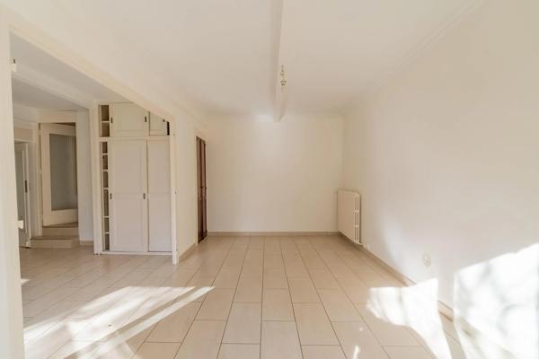 Maison à vendre  6 pièces - 112 m 2   GRENOBLE  - 38