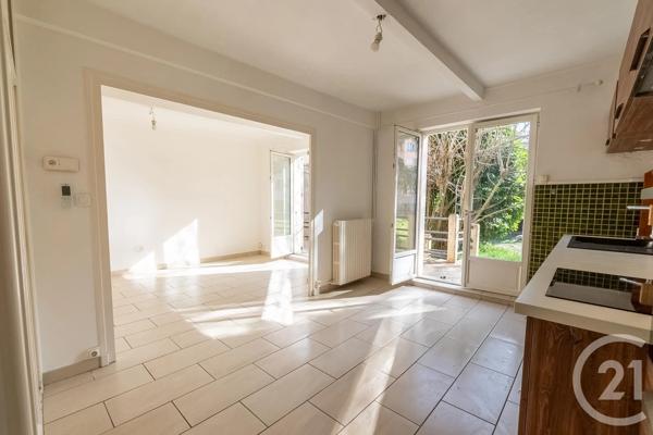 Maison à vendre  6 pièces - 112 m 2   GRENOBLE  - 38