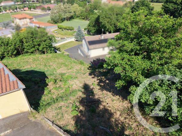 Terrain à vendre  851 m 2   BRIVES CHARENSAC  - 43