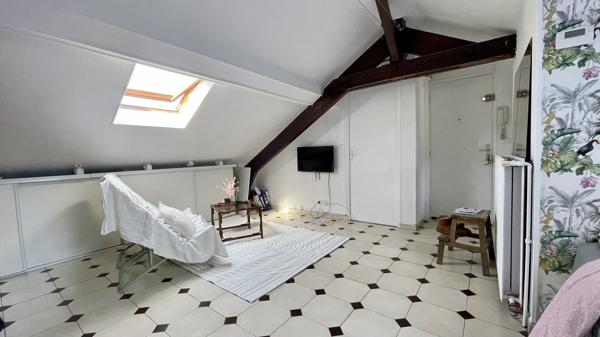 Studio meublé proche gare Corbeil-Essonnes