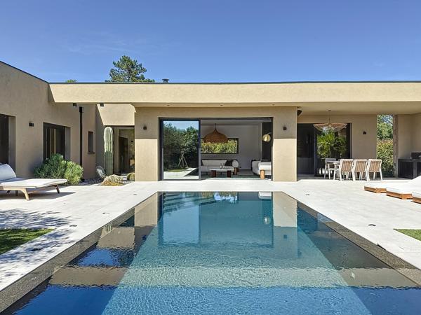 Maison à vendre  4 pièces - 151 m2 LECCI - 201