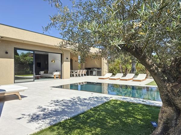 Maison à vendre  4 pièces - 151 m2 LECCI - 201