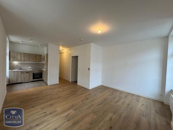 Appartement à louer 3 pièces 77.7m²