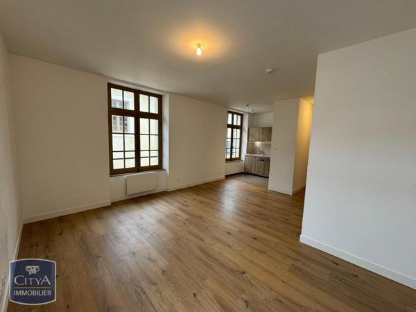 Appartement à louer 3 pièces 77.7m²