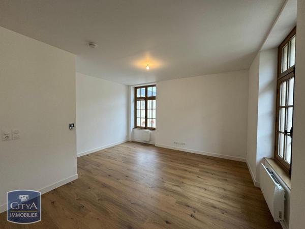 Appartement à louer 3 pièces 77.7m²