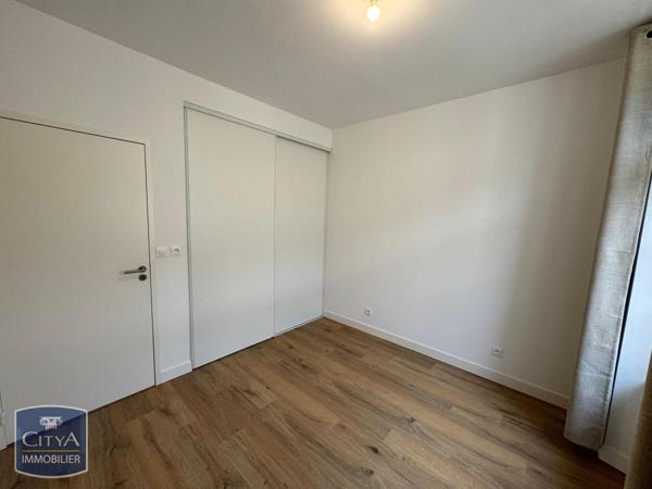 Appartement à louer 3 pièces 77.7m²