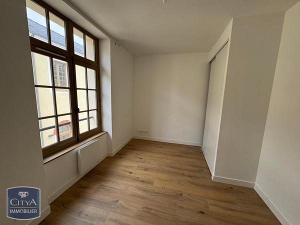 Appartement à louer 3 pièces 77.7m²