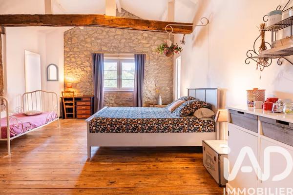 Maison à vendre 8 pièces 206 m² Saint-Martin-de-Seignanx