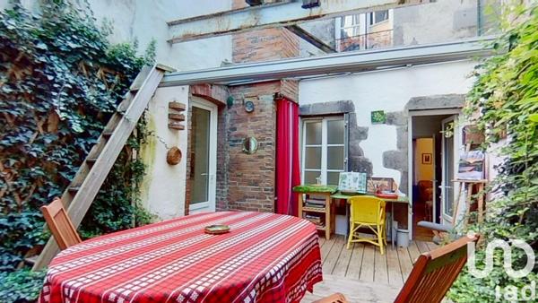 Maison à vendre 5 pièces 213 m² Mauriac