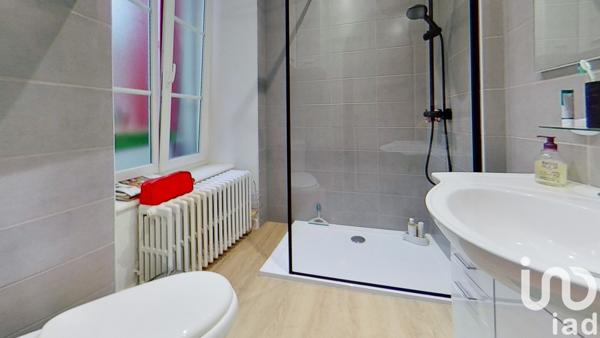 Maison à vendre 5 pièces 213 m² Mauriac