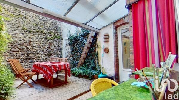 Maison à vendre 5 pièces 213 m² Mauriac