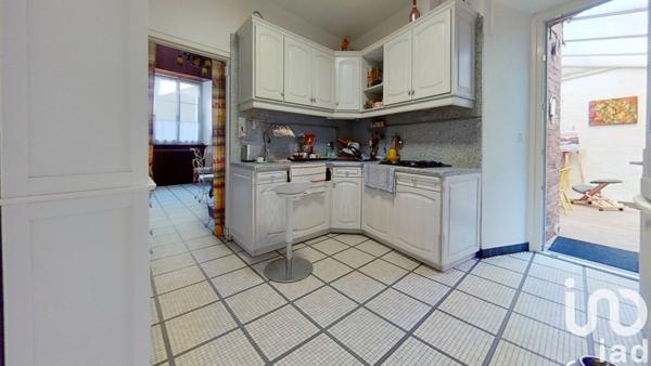 Maison à vendre 5 pièces 213 m² Mauriac