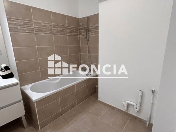 Location Appartement 3 pièces 63.6 m² - 38 BOULEVARD VOLTAIRE Dijon 21000