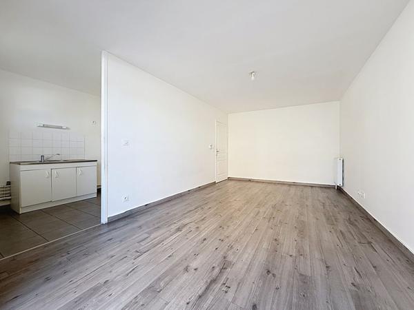 Appartement T2 de 49,93m2 avec parking à Le Petit Quevilly - LE PETIT QUEVILLY