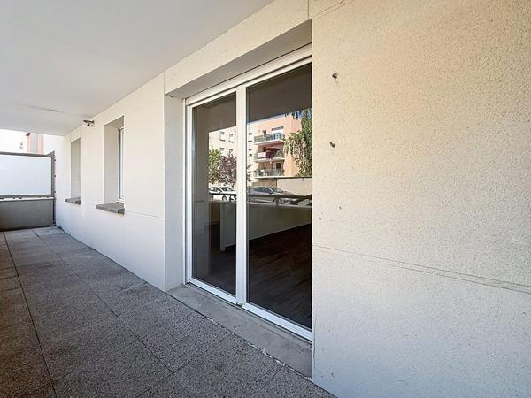 Appartement T2 de 49,93m2 avec parking à Le Petit Quevilly - LE PETIT QUEVILLY