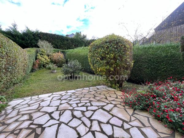 Honfleur - 91 m2 - jardin 216 m2 - 3 chambres - 2 wc - garage - cellier