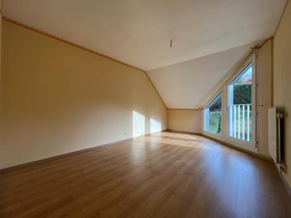 Honfleur - 91 m2 - jardin 216 m2 - 3 chambres - 2 wc - garage - cellier