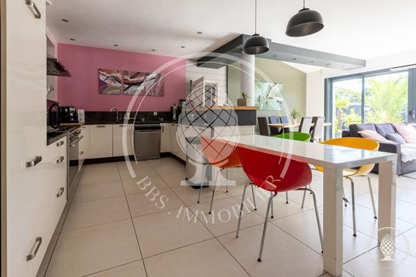 Maison à vendre à La Flotte - Référence NB466 , La flotte