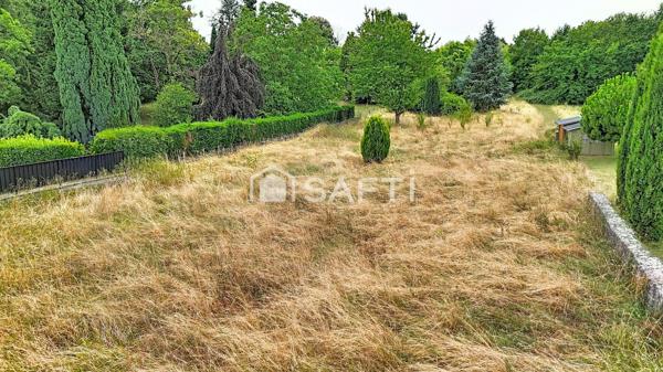 Terrain plat avec partie constructible à Corbelin