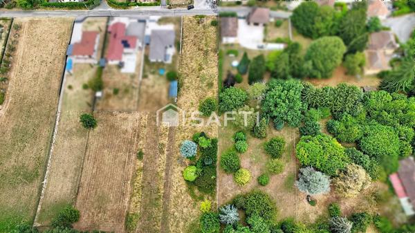 Terrain plat avec partie constructible à Corbelin