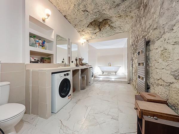 Appartement 4 pièces - 112 m² Exclusivité efficity