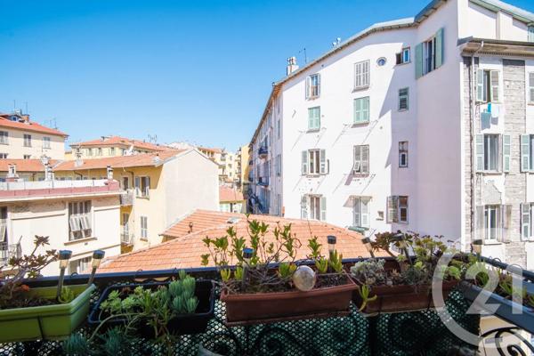 Appartement F3 à vendre  3 pièces - 56 m 2   NICE  - 06