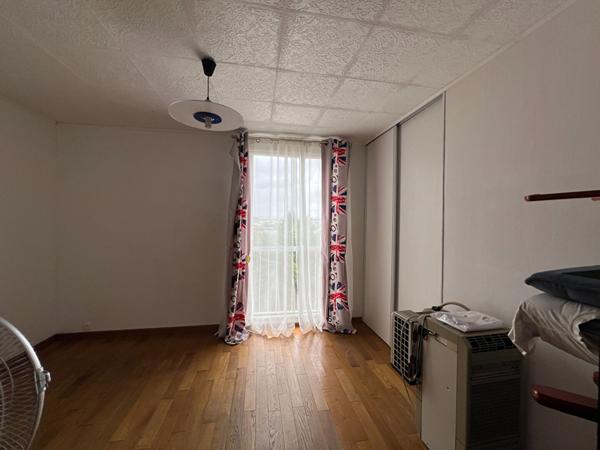  A VENDRE Appartement Meaux 3 pièce(s) 74.73 m2 BOX ET CAVE