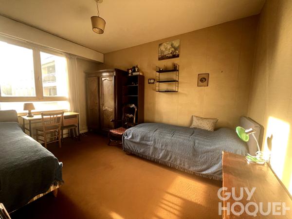 Appartement familiale 5 pièces 98 m² à fort potentiel